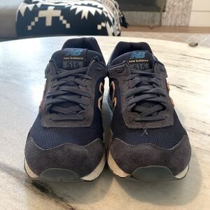 New Balance Mens Shoes Size 9